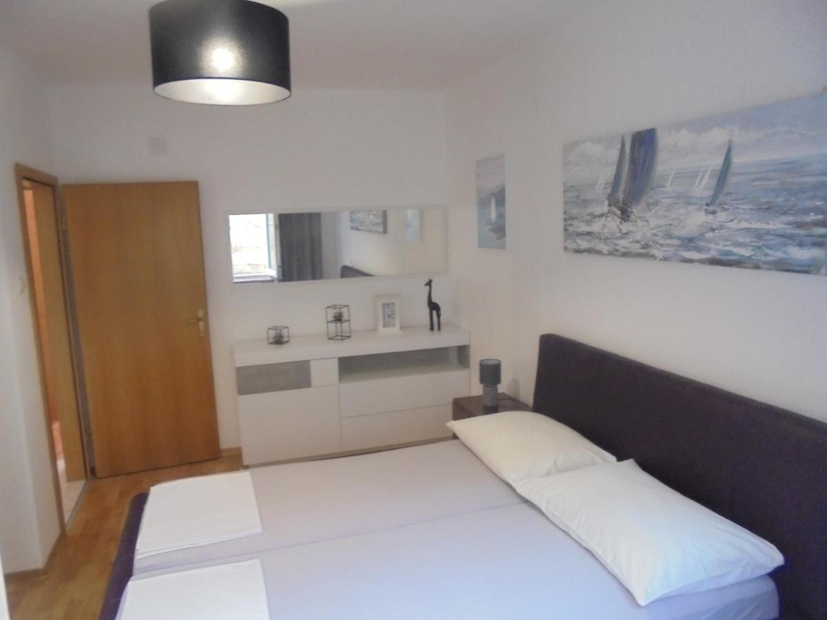 Apartment Maestral Senj  Esterno foto