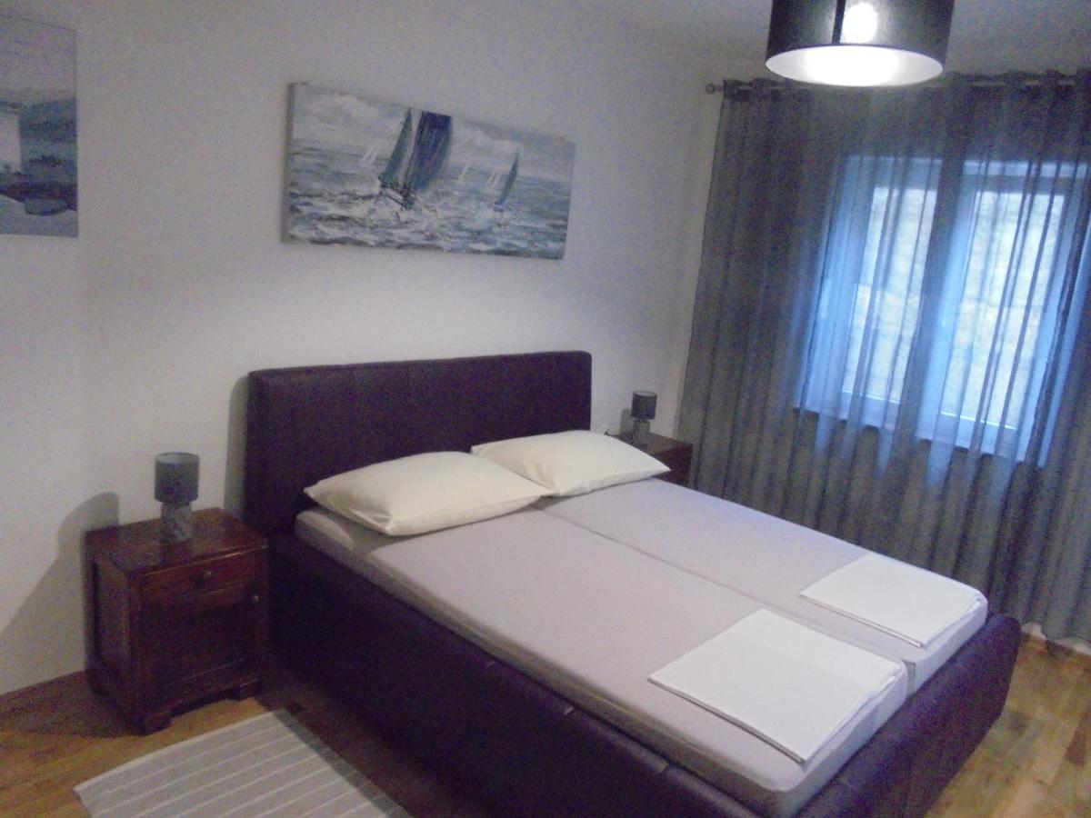 Apartment Maestral Senj  Esterno foto